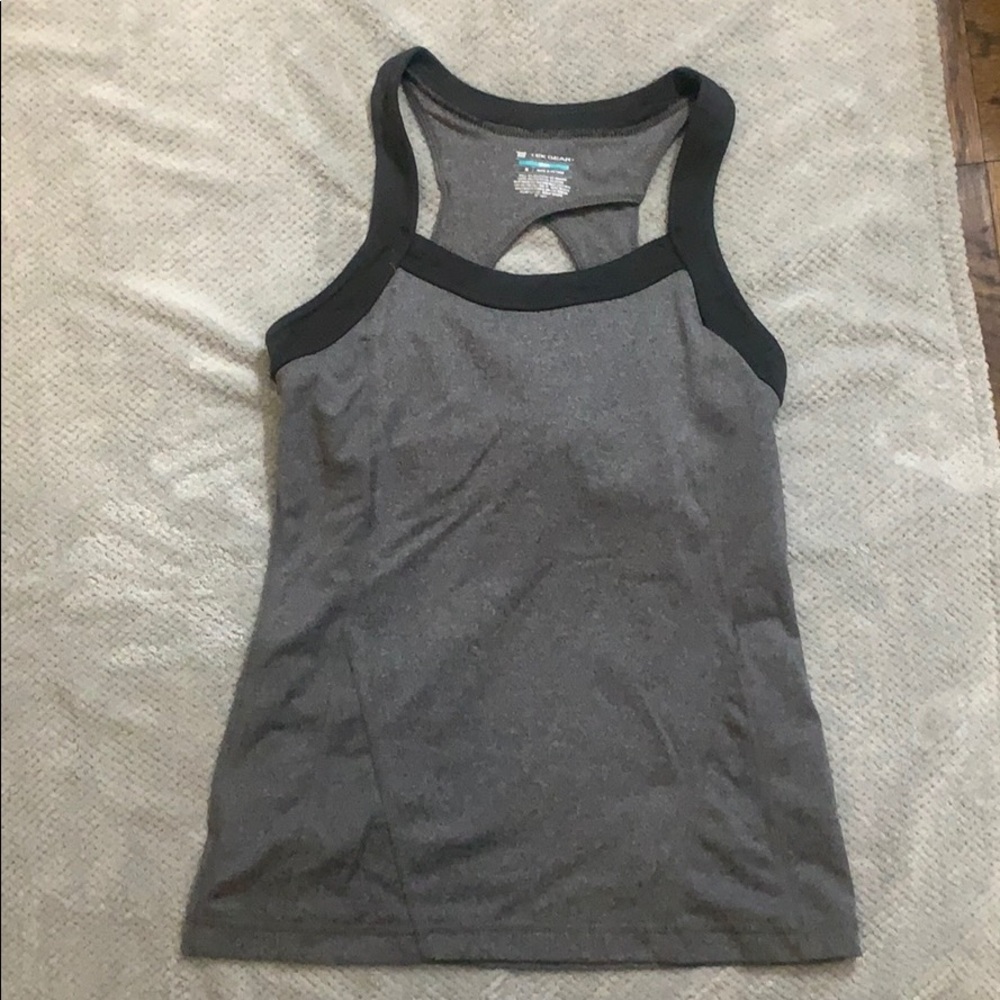Activewear top